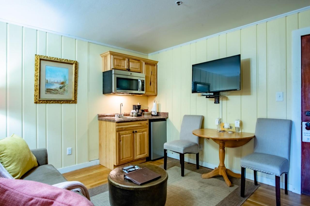 Marthe Room