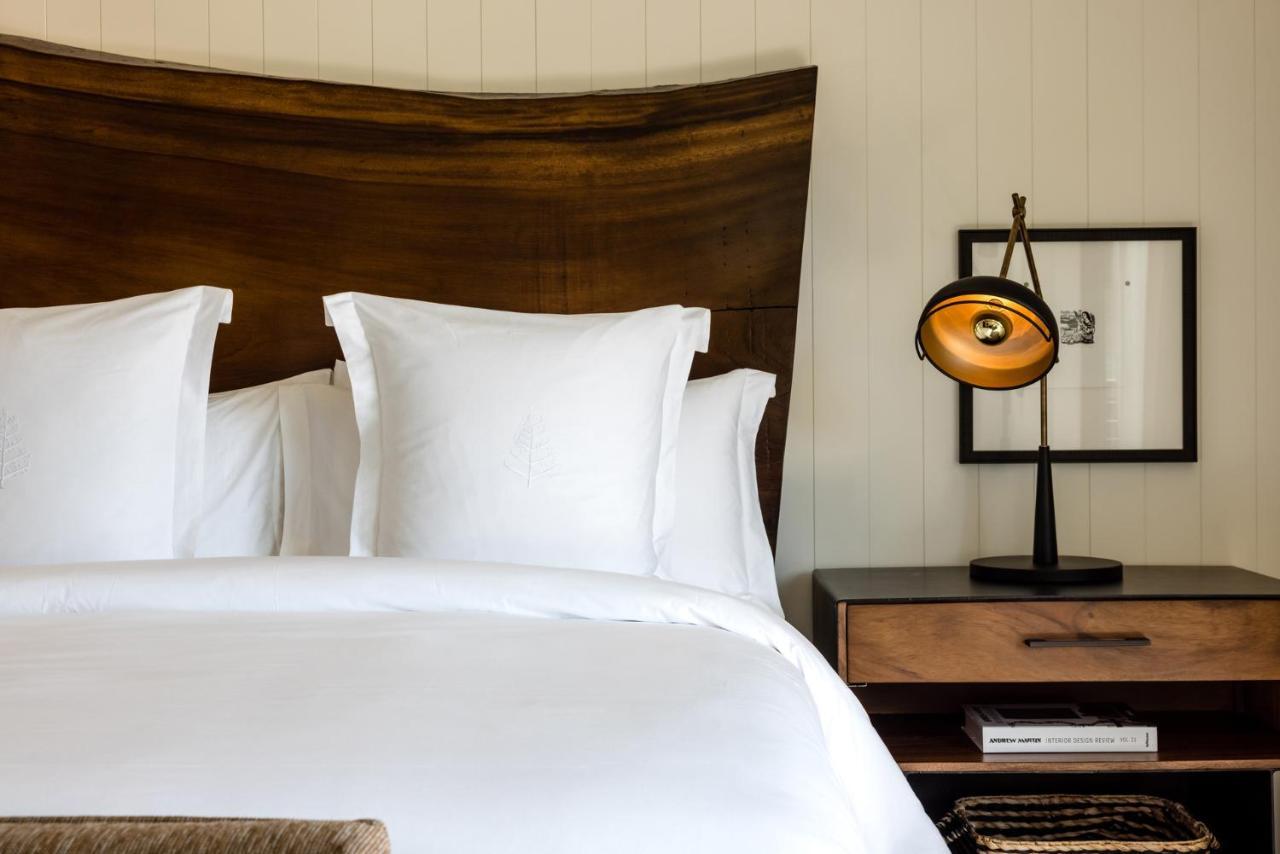 Vineyard and Palisades One-Bedroom Suite King