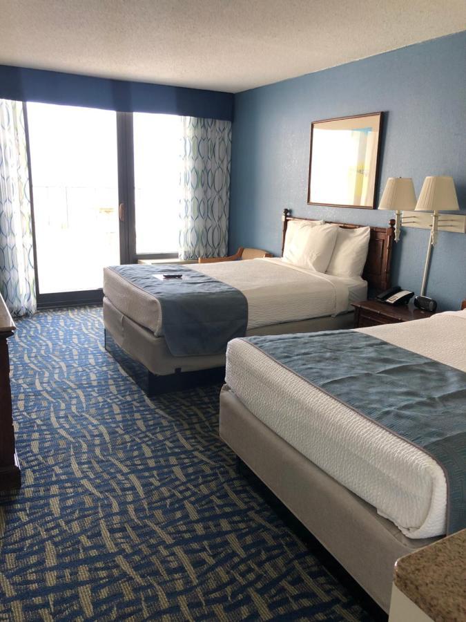 Standard Room with Two Double Beds - Shared Deck - Oceanfront,1169284948:JPEG