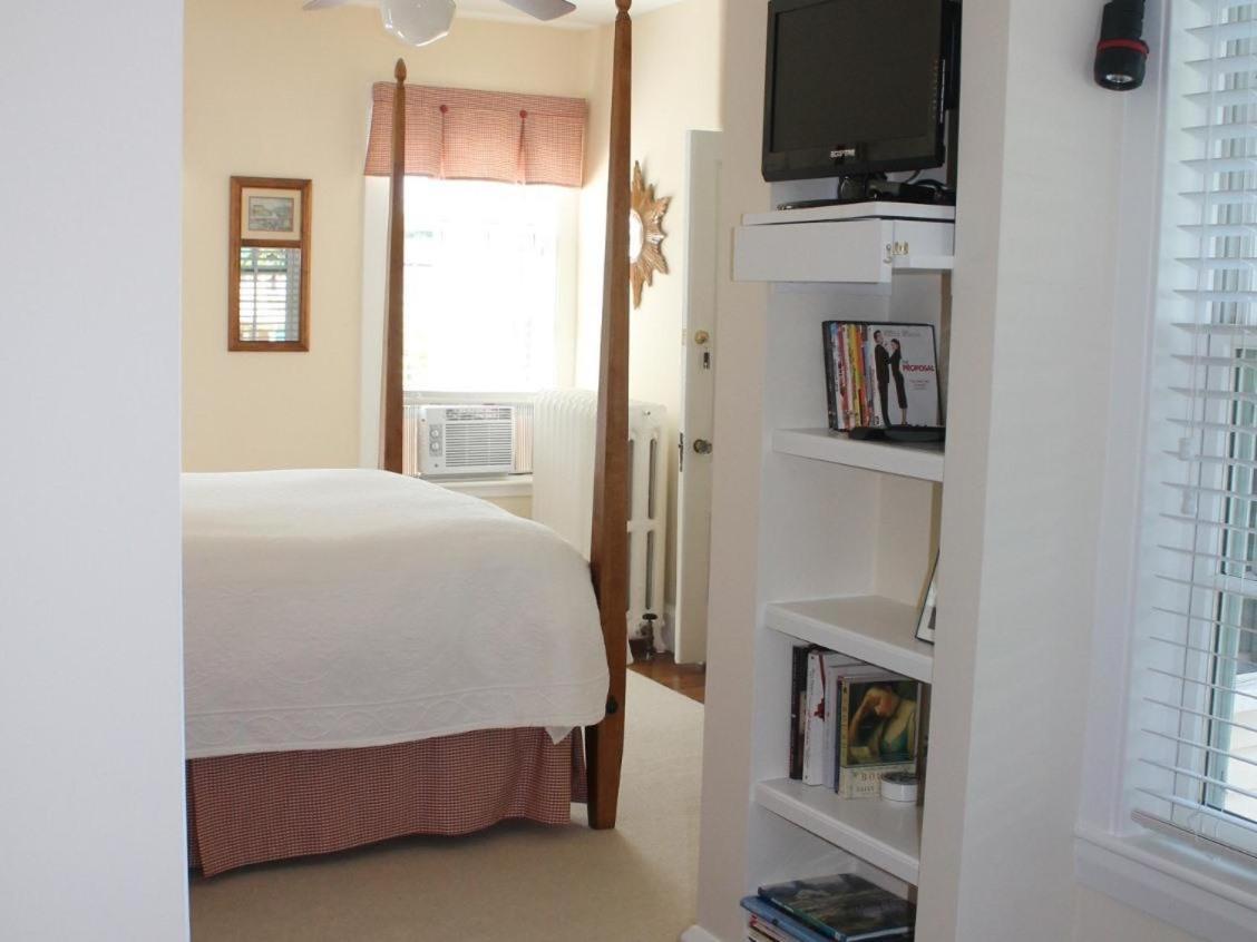 Queen Suite