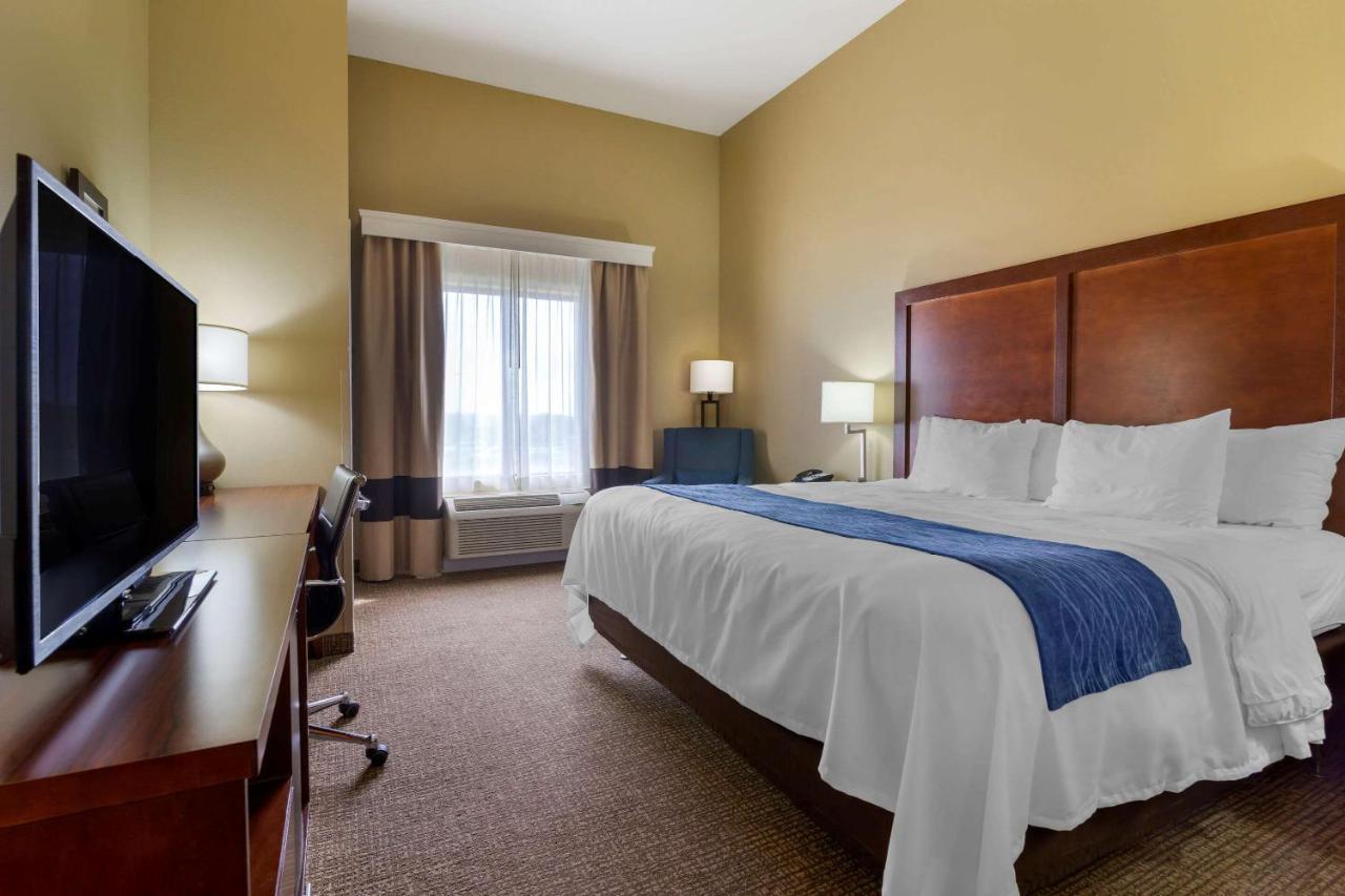 King Room - Accessible/Non-Smoking