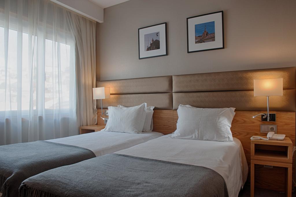 Double or Twin Room for Single Use