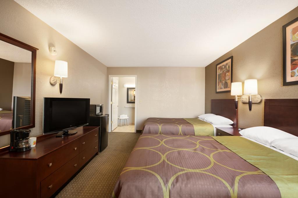 Double Room with Two Double Beds - Non-Smoking