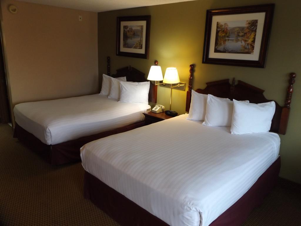 Deluxe Double Queen Bed (Stairs Level),685014729:JPEG