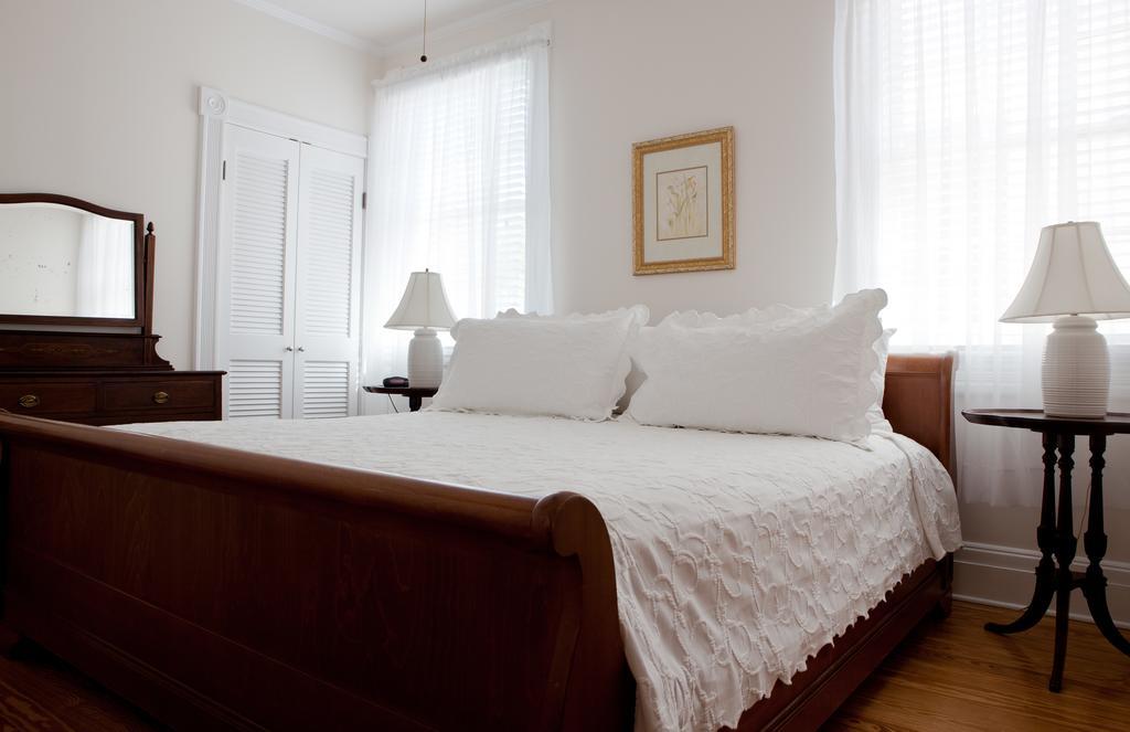 Island City House One-Bedroom Suite