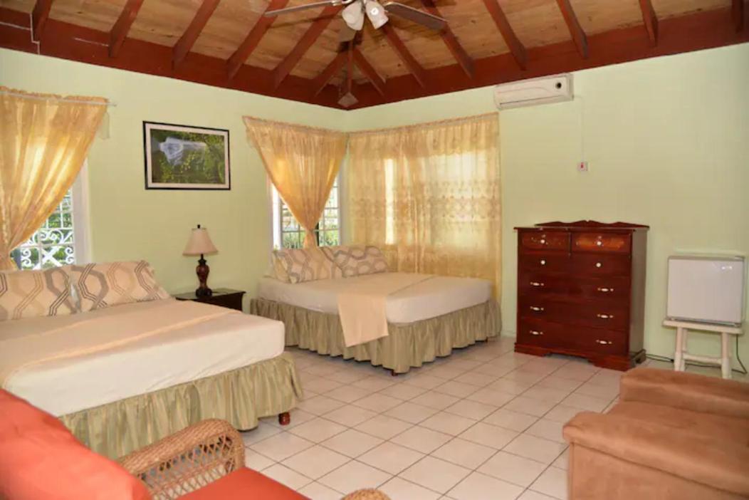 Queen Room with Two Queen Beds