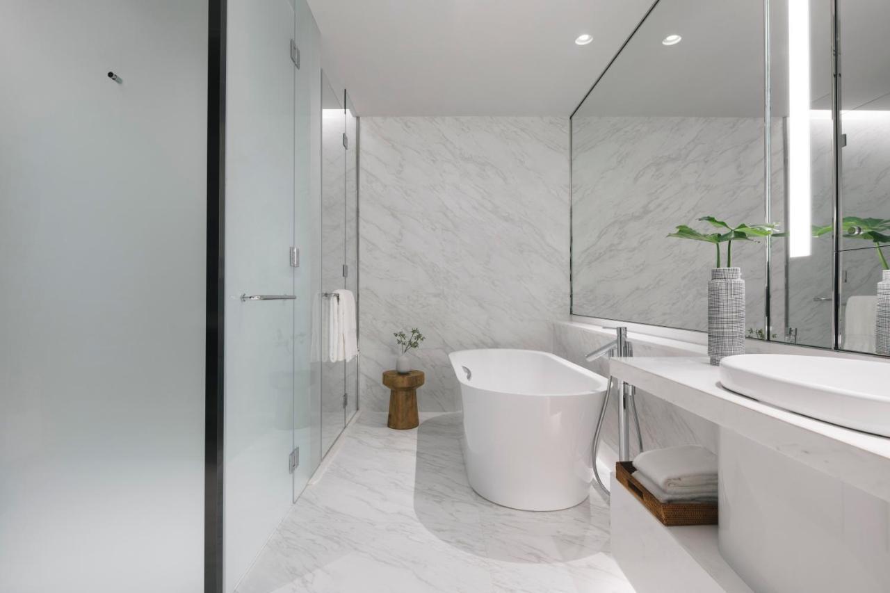 Essential Room,1263818563:JPEG