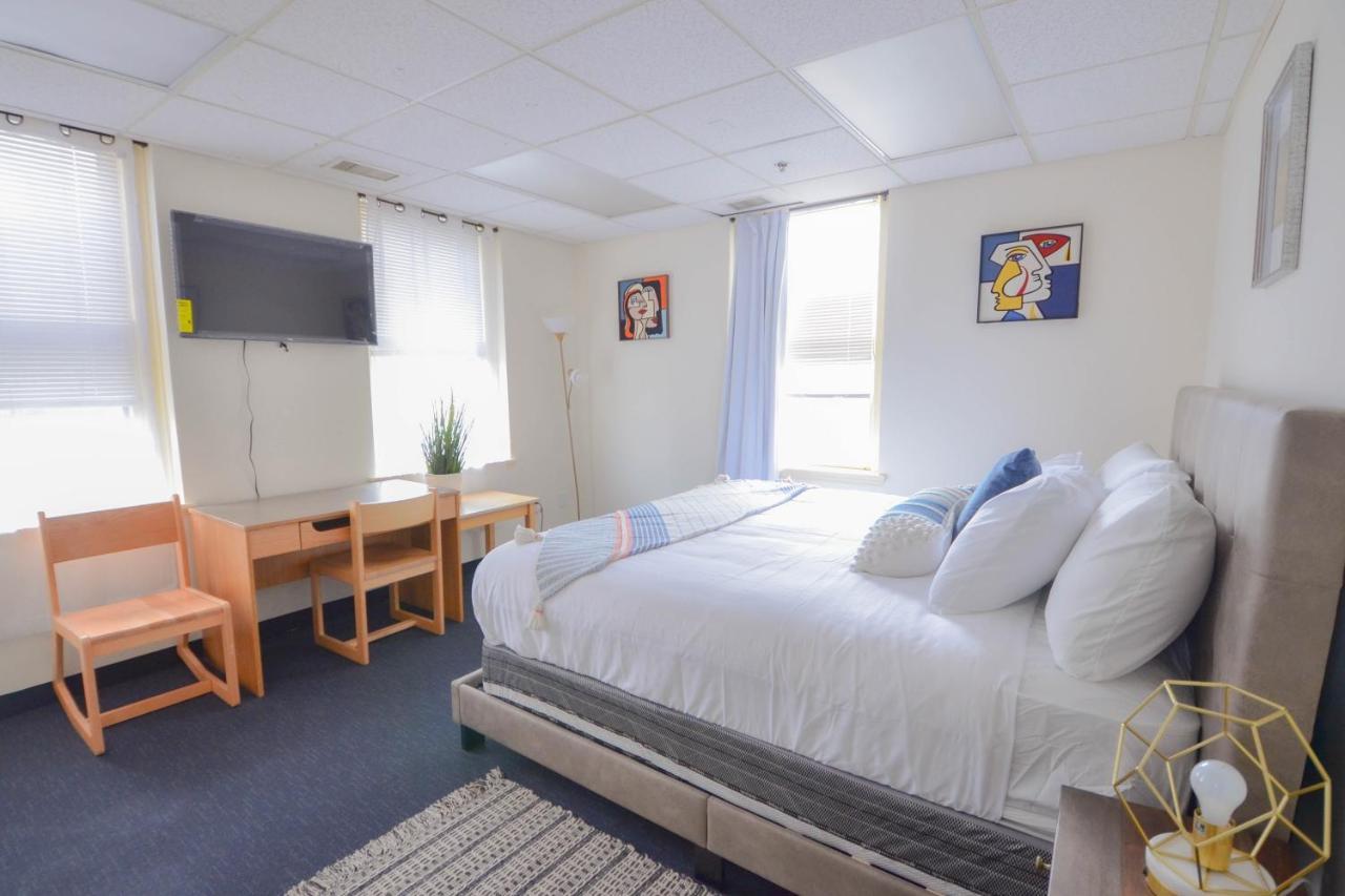 Double Room with Shared Bathroom