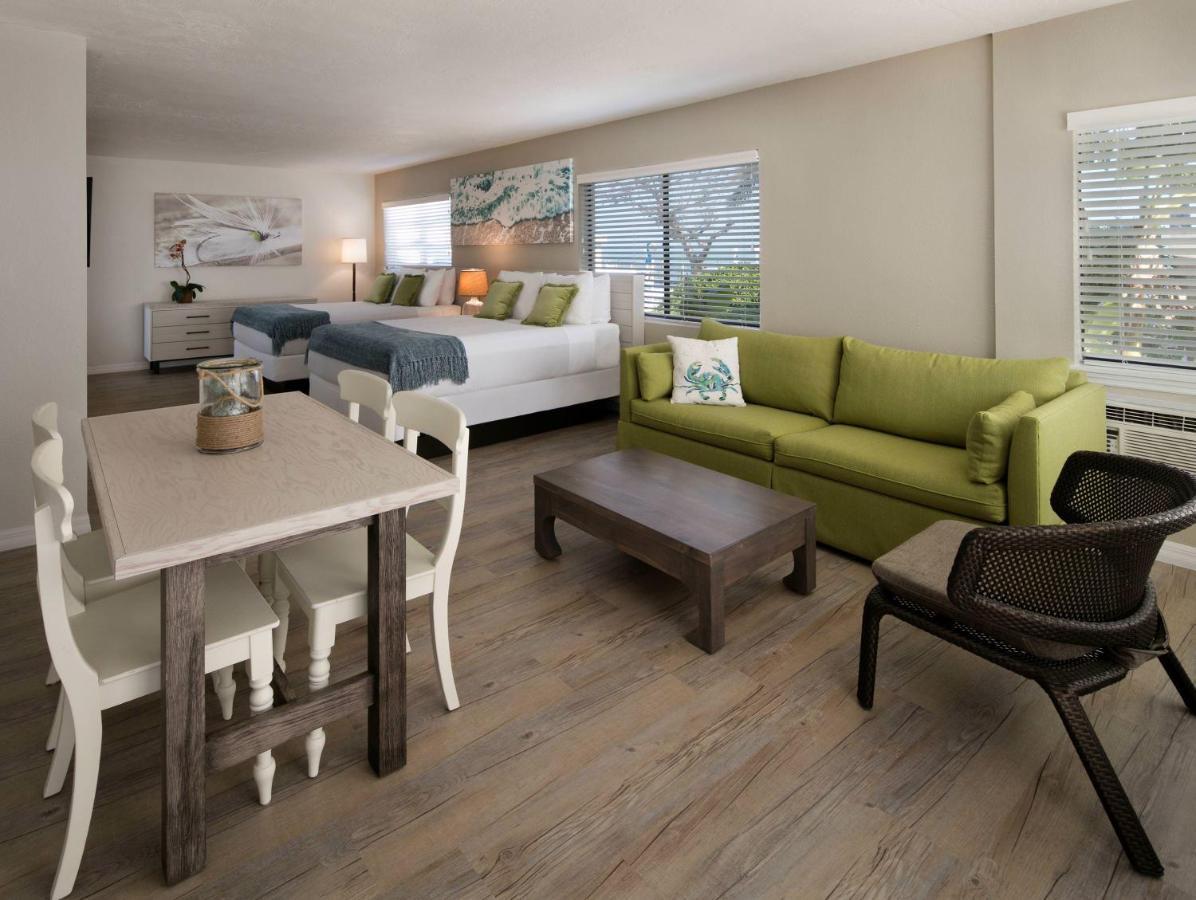 ​Studio Suite Ocean View Two Queens,1205633146:JPEG