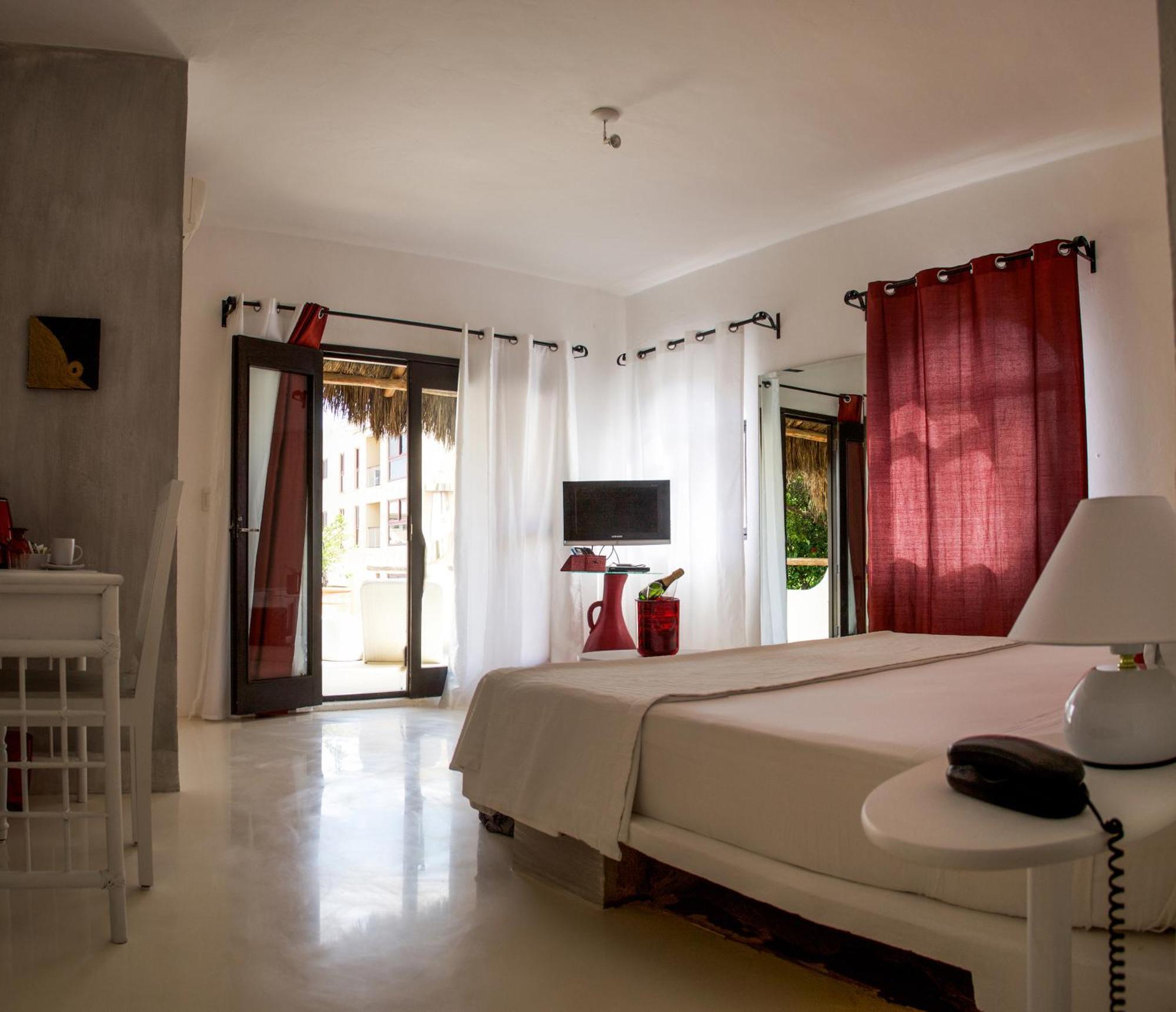 Junior Suite with Terrace