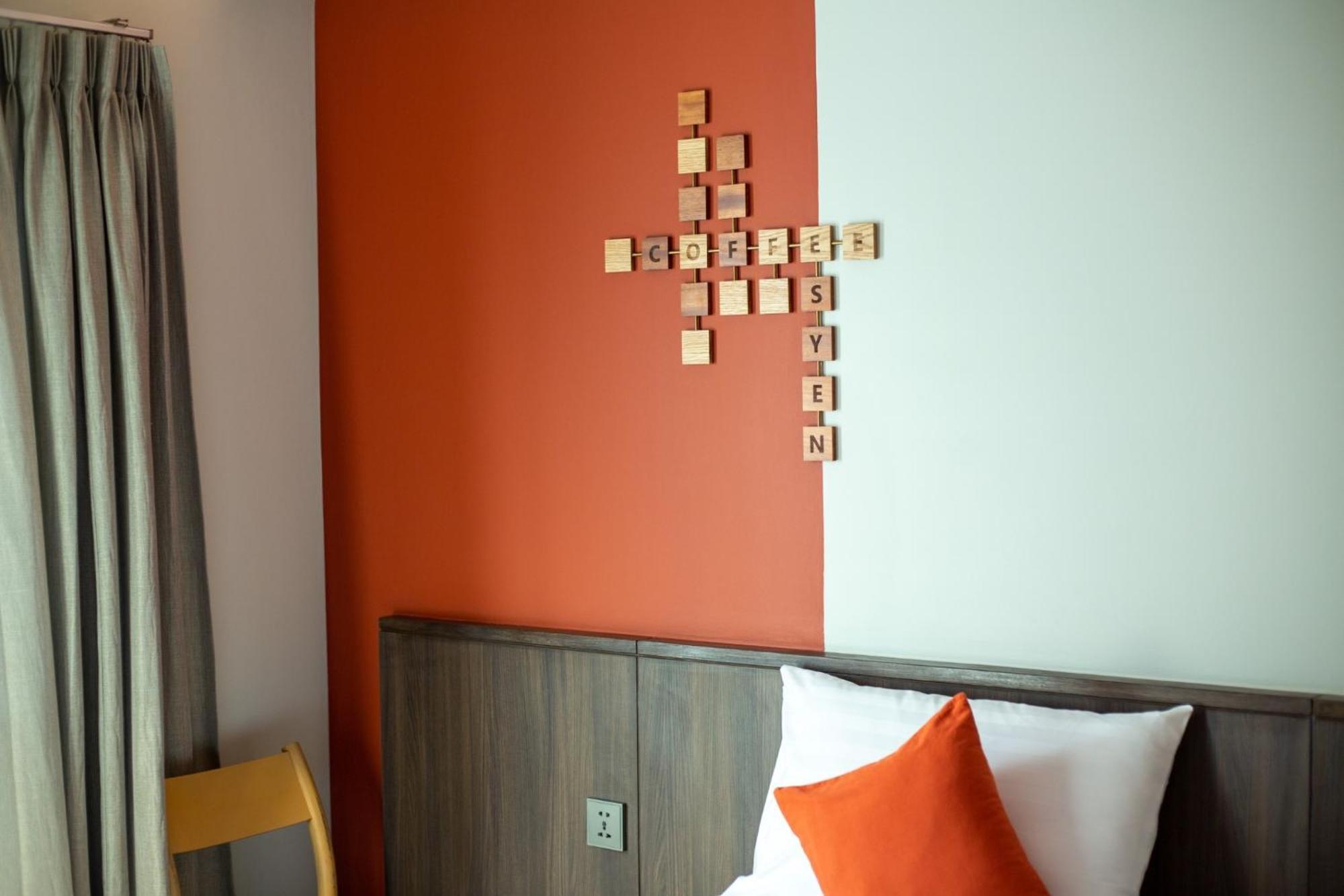 Deluxe Twin Room with Balcony,1209070444:JPEG