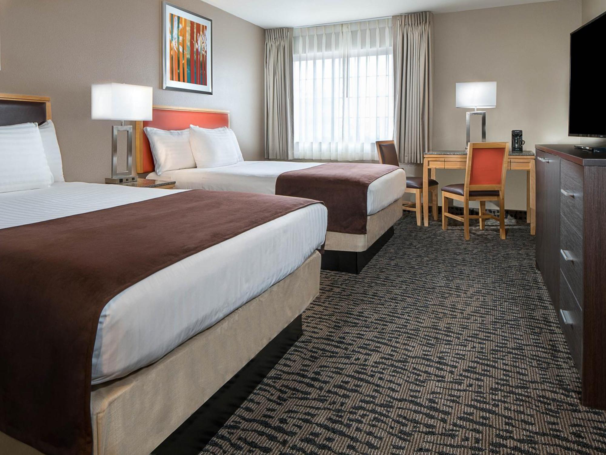 Meadows Deluxe Room 2 Queens,1616872817:JPEG