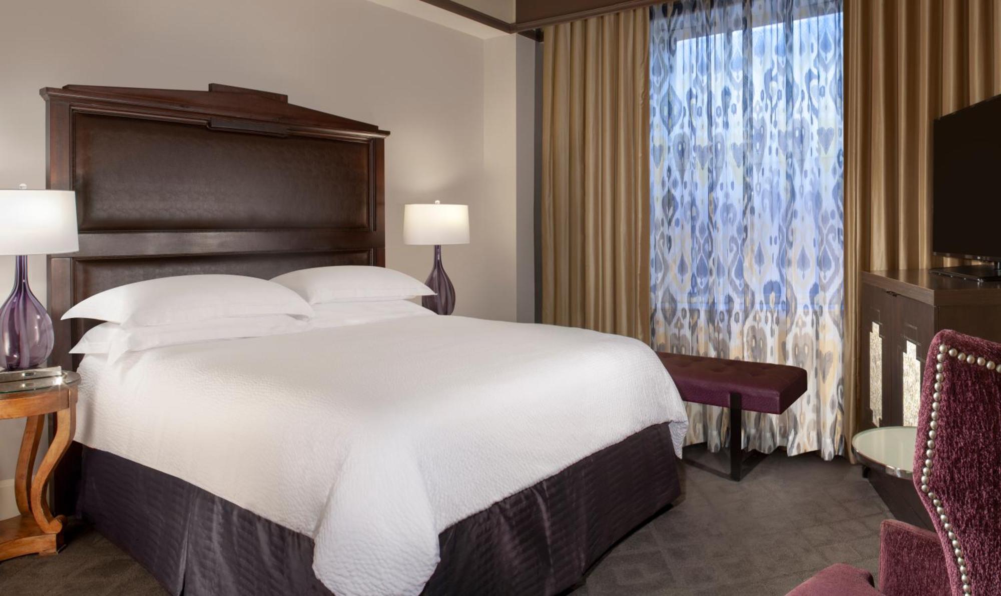 Signature King Room