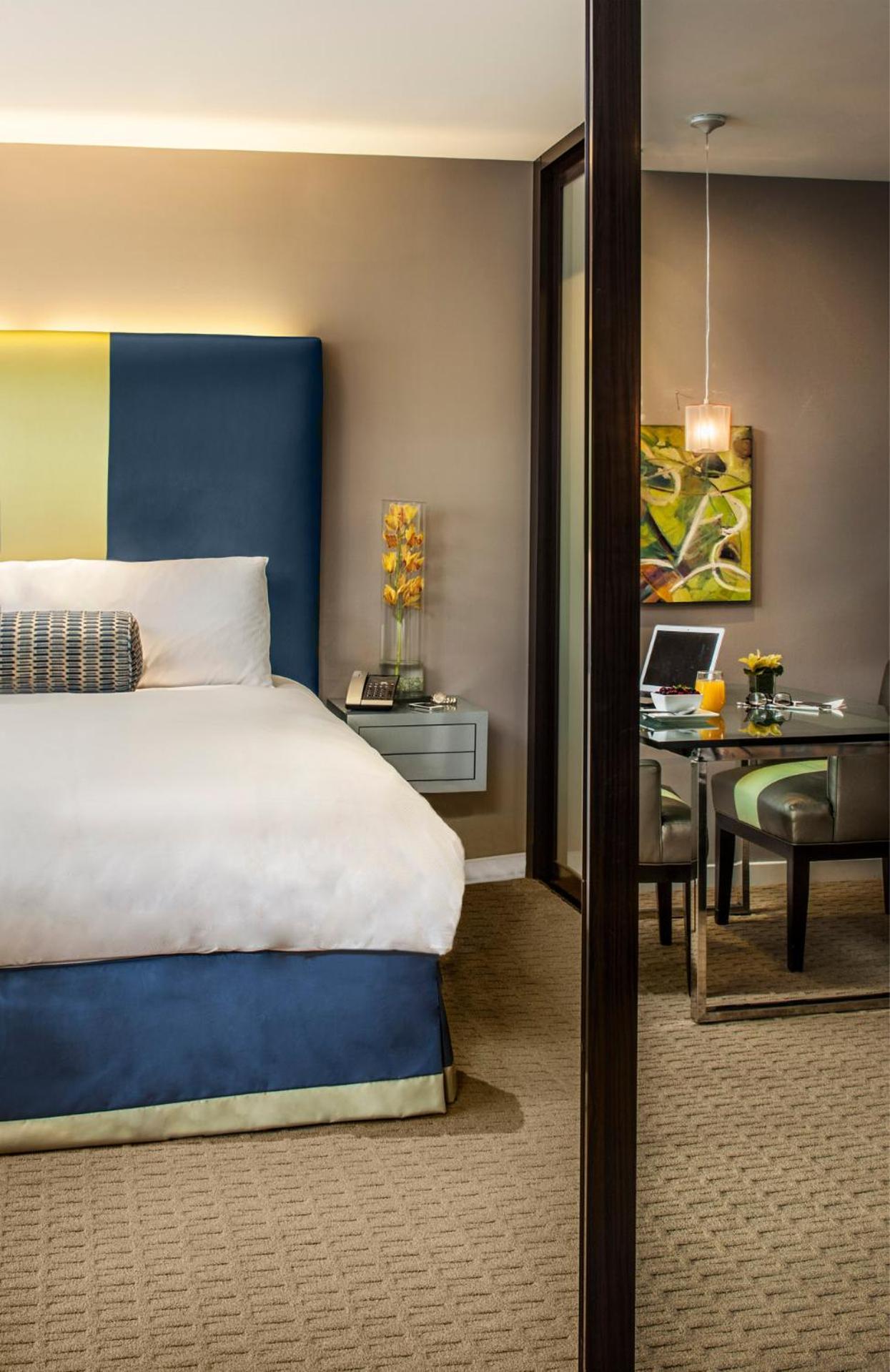 Superior One-Bedroom Suite,1210744114:JPEG