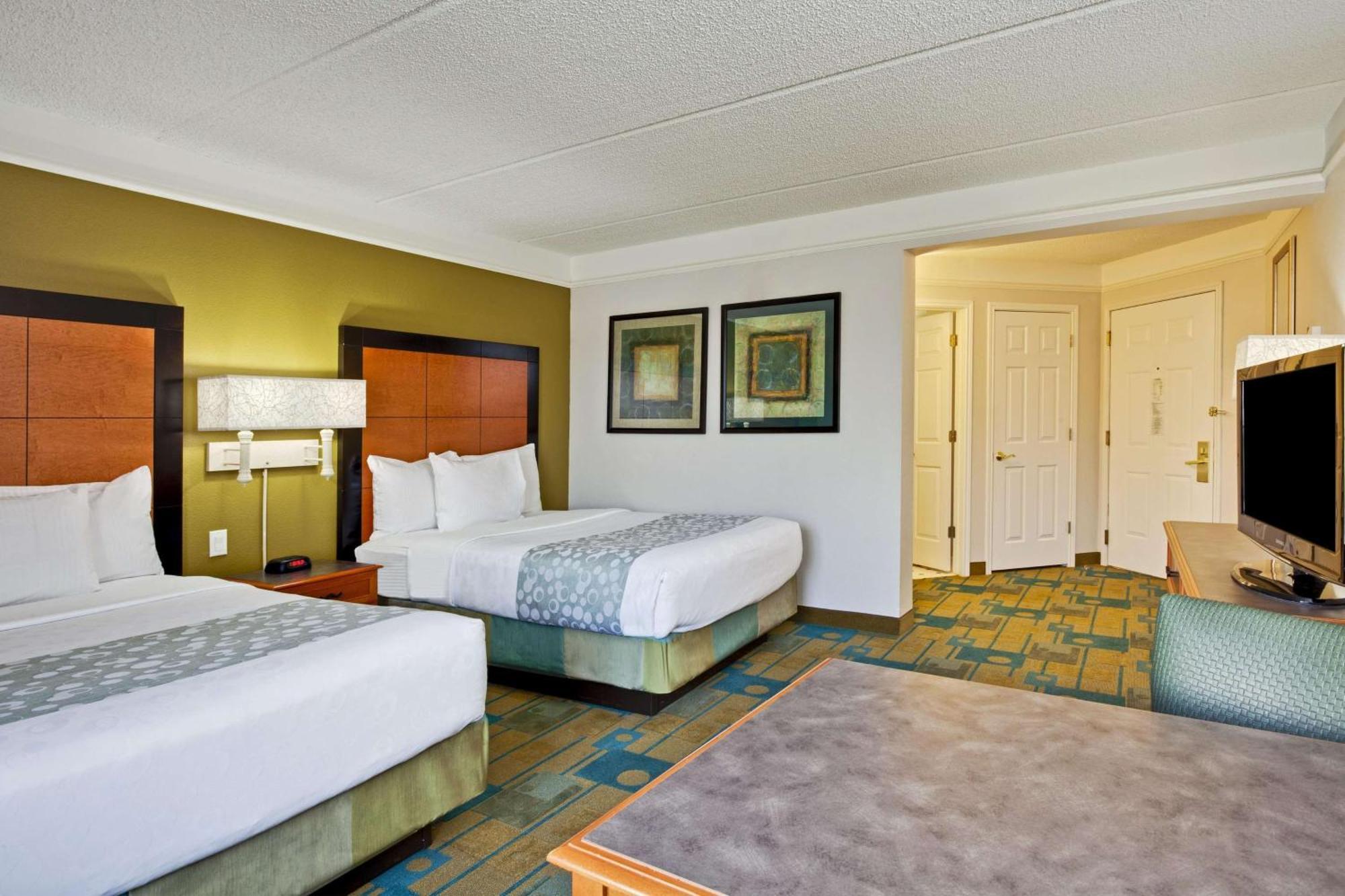 Double Room with Two Double Beds - Disability Access,1276385431:JPEG