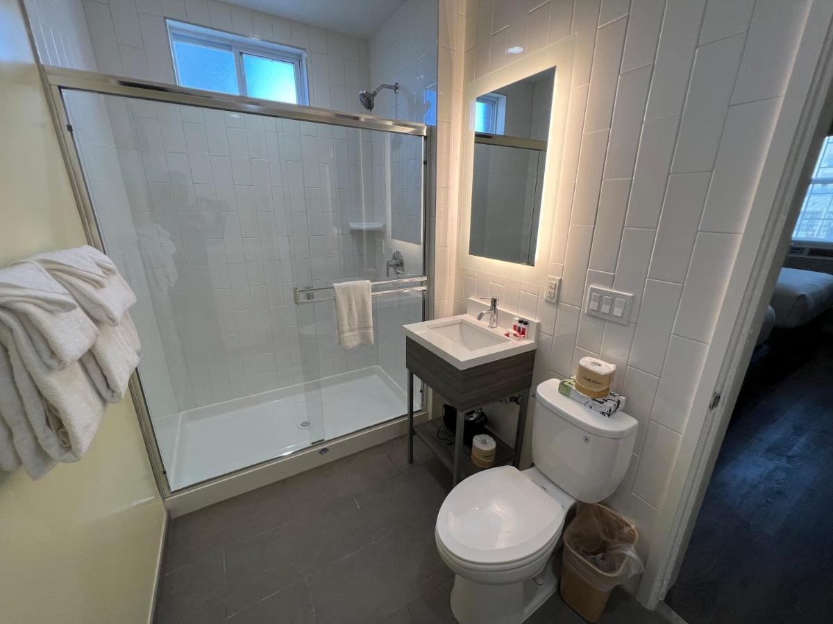 Double Room - Non-Smoking