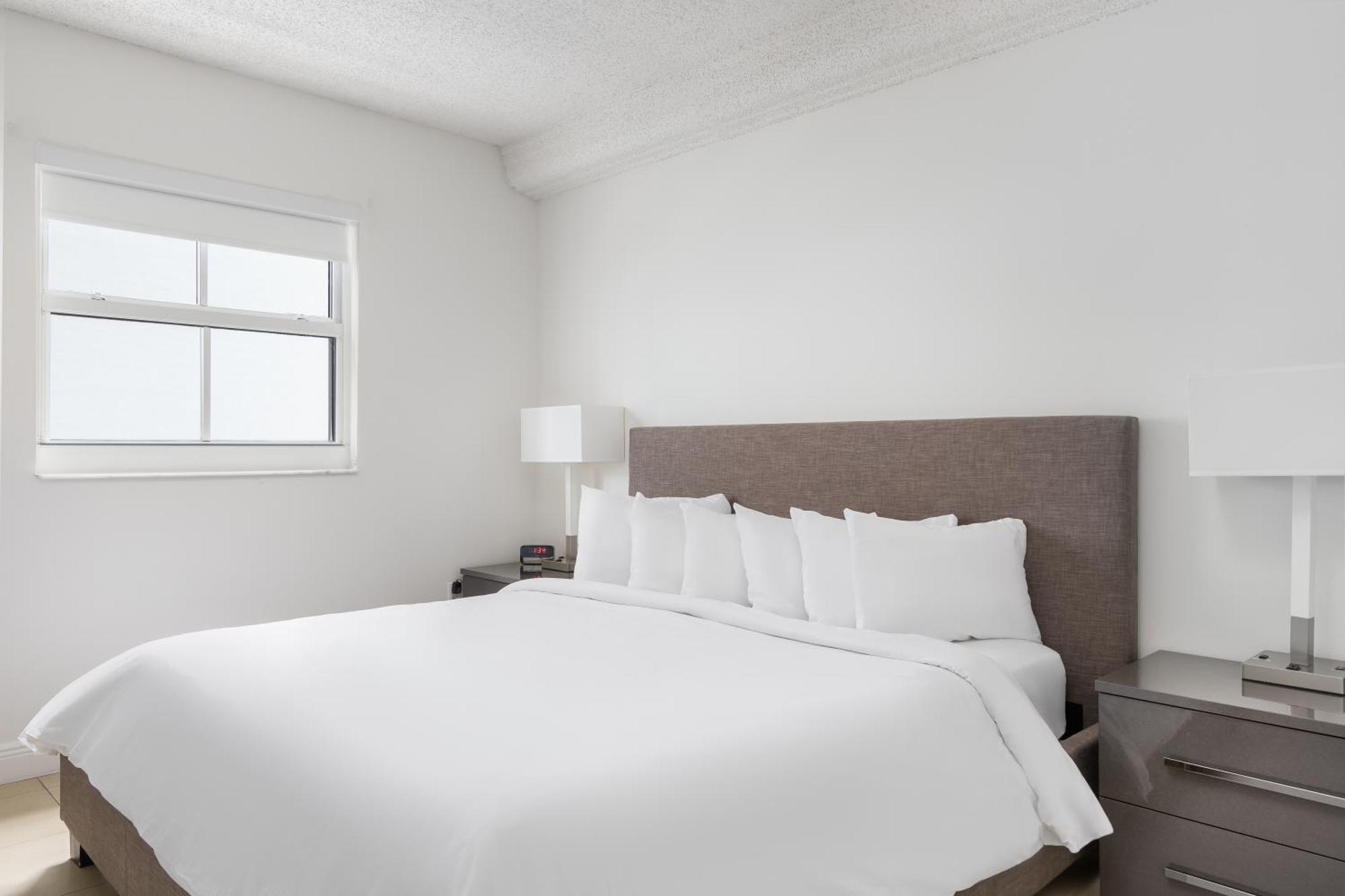 Standard One Bedroom Suite with Balcony,1211660227:JPEG