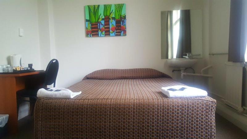 Economy Double or Twin Room with Shared Bathroom,1213109164:JPEG