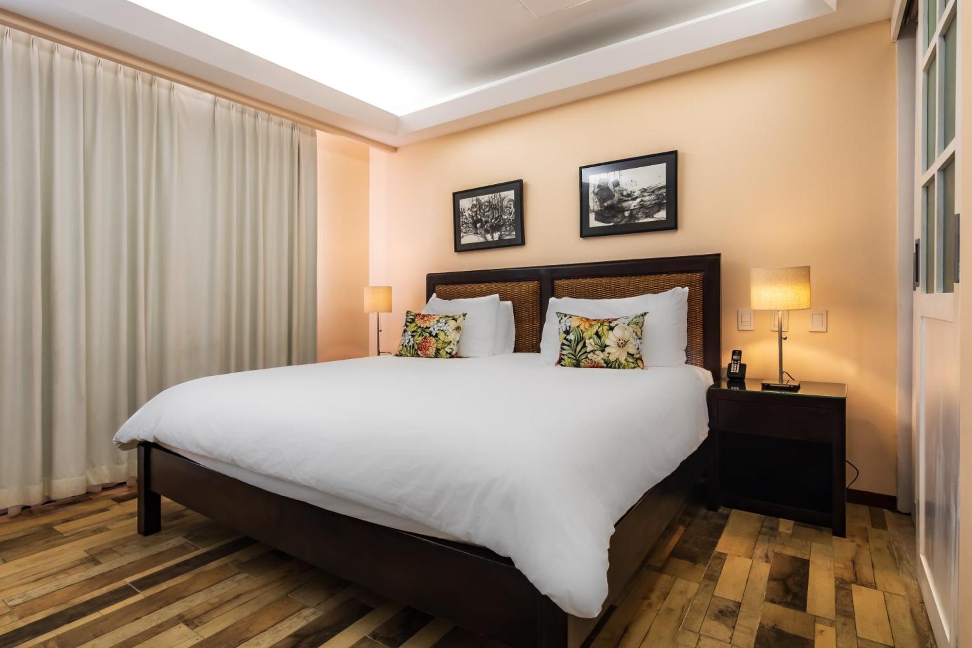 Studio,1213571104:JPEG