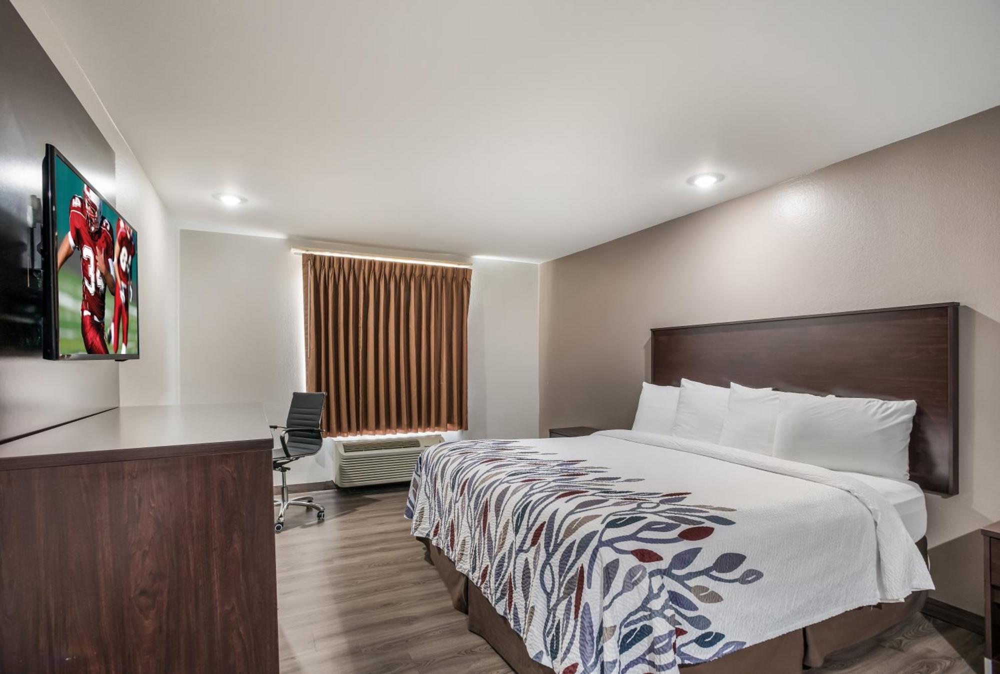 Superior King Room Disability Access Walk-In Shower Non-Smoking