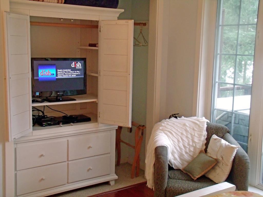 King Room with Balcony