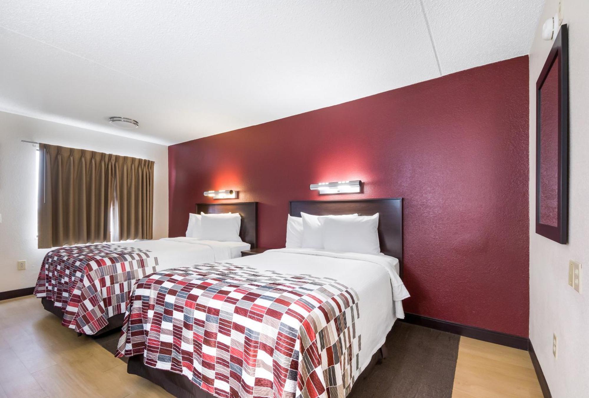 Deluxe Room with Two Double Beds Smoke Free,1218083200:JPEG