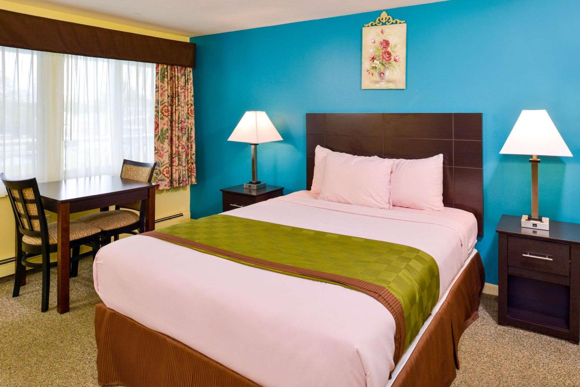 Queen Room