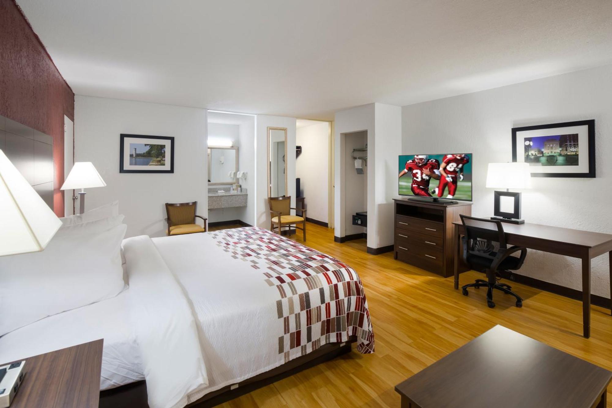 King Bed Suites - Non Smoking