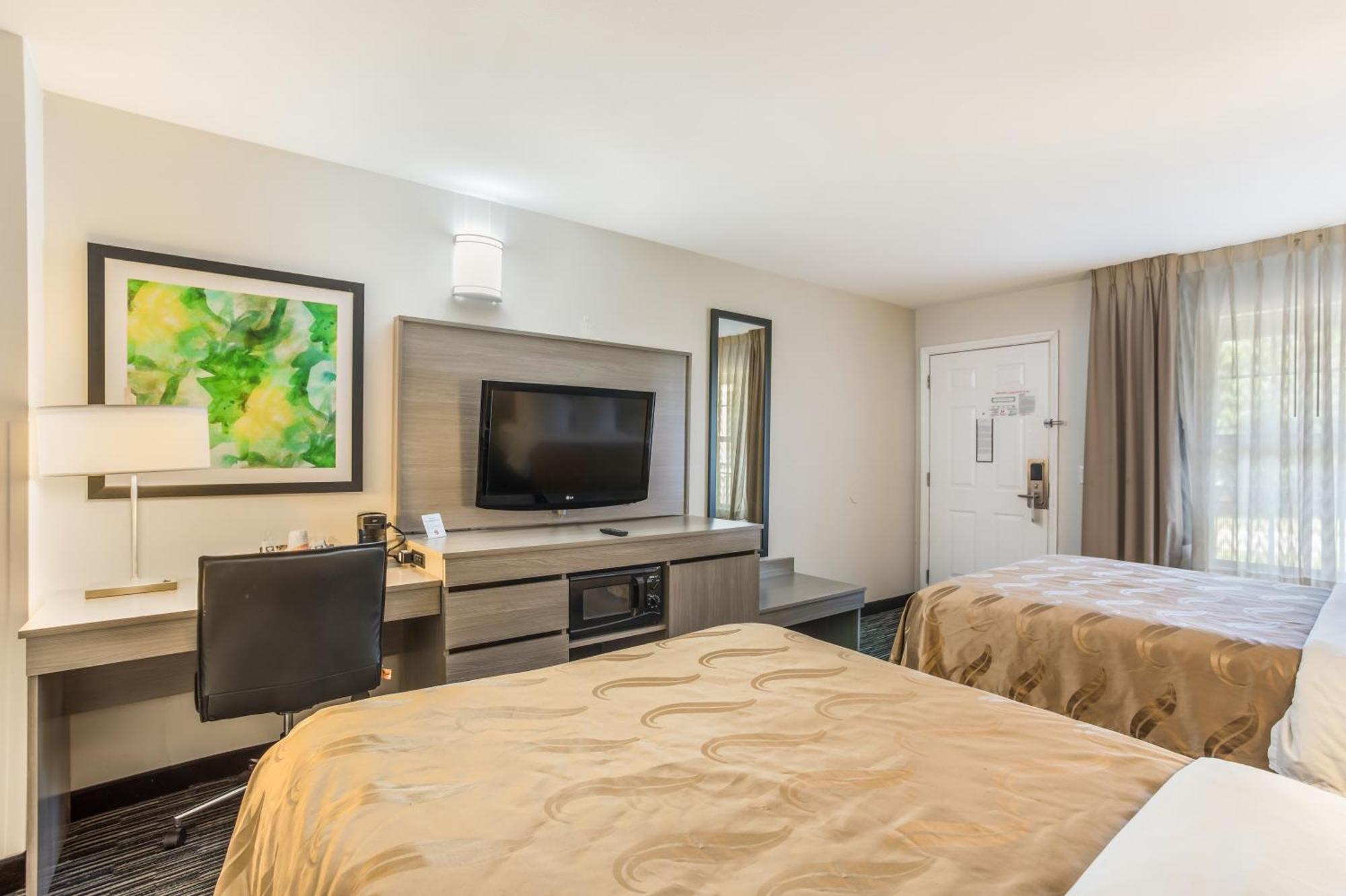 Double Room with Two Double Beds - Accessible/Non-Smoking,1218454549:JPEG