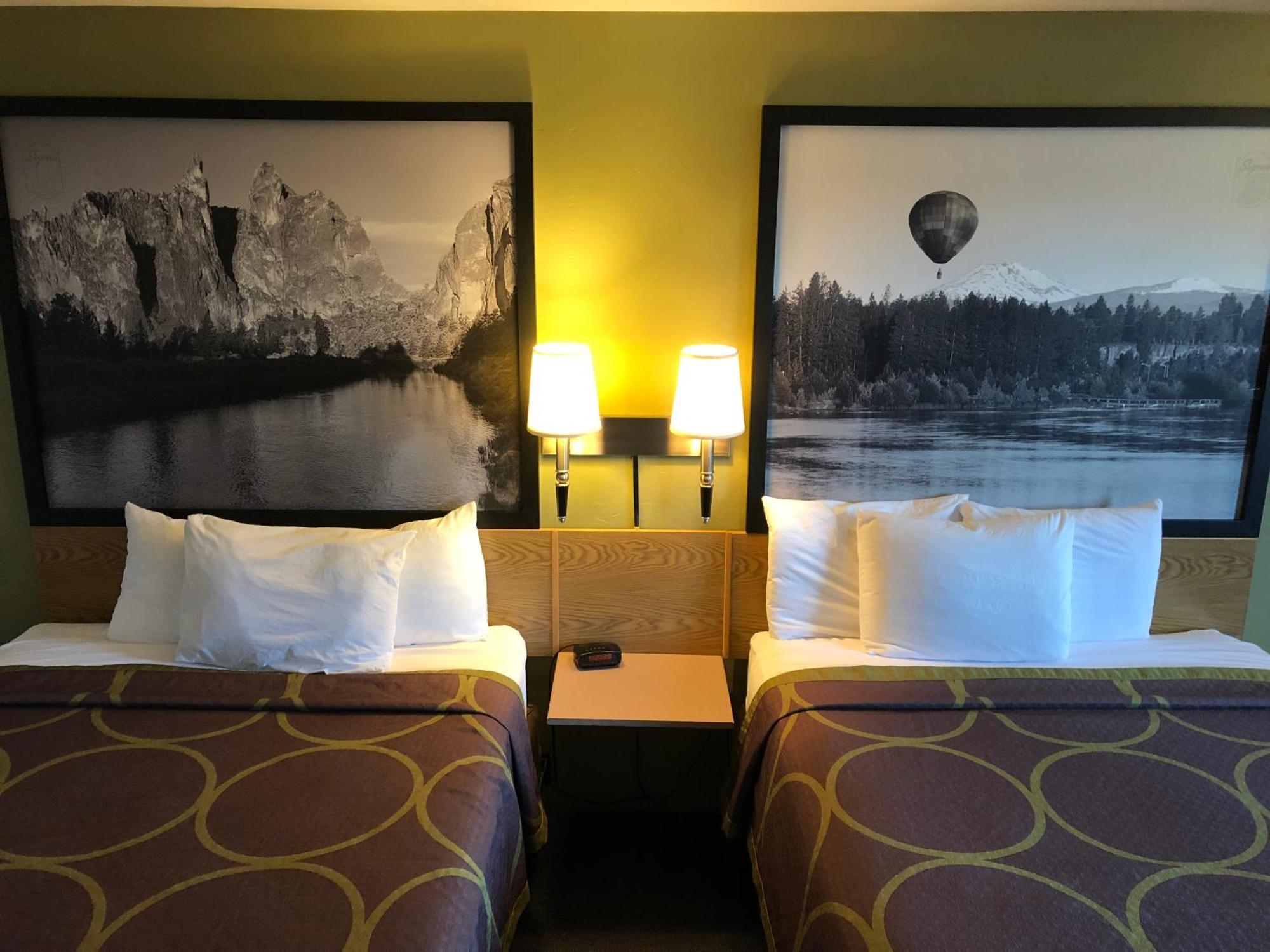 Queen Room with Two Queen Beds - Non-Smoking