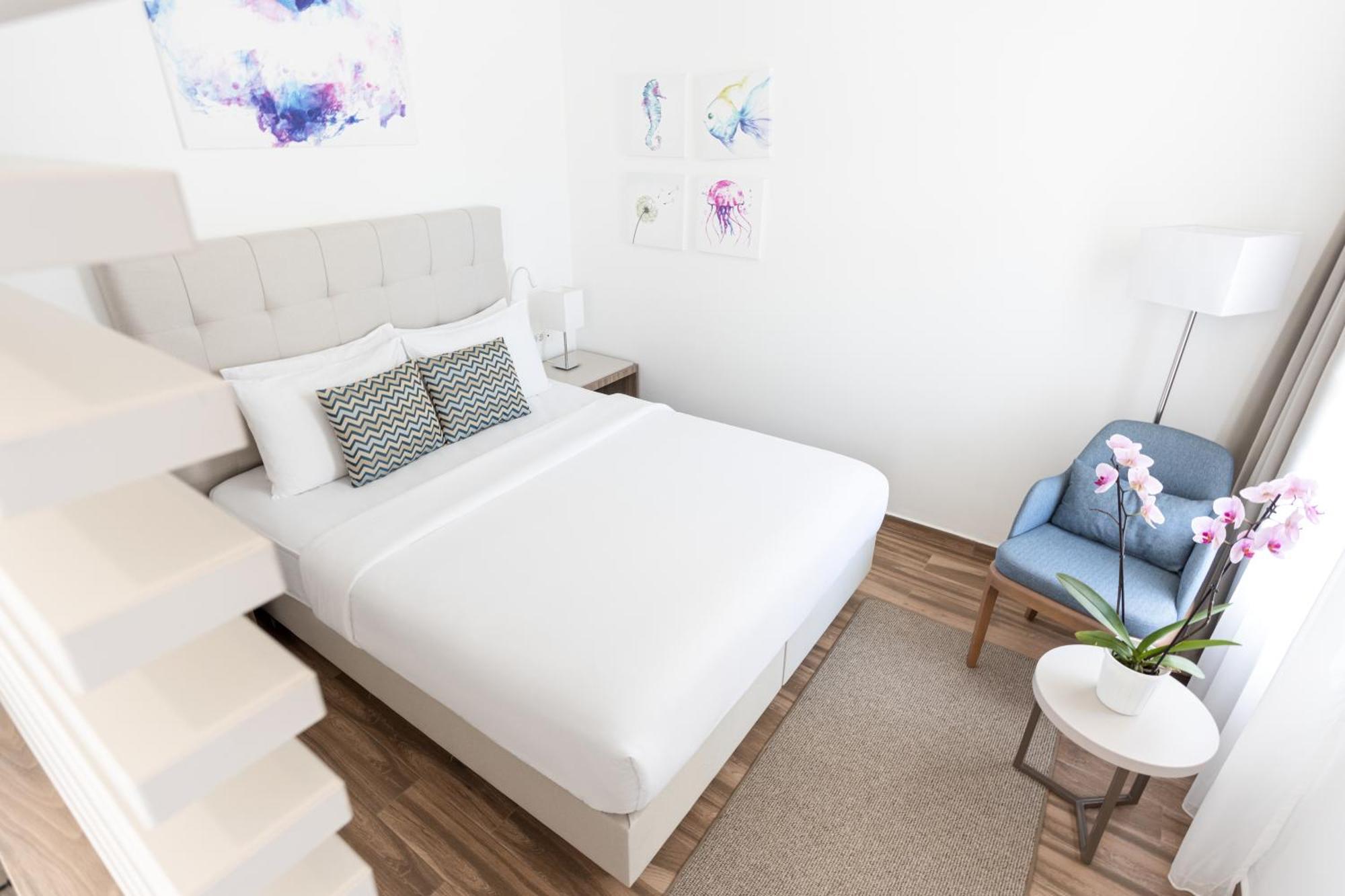 Premium Seaview Suite