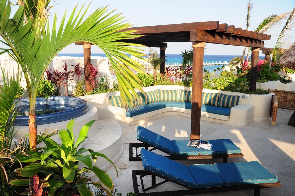 Three-Bedroom Suite with Partial Sea View -Penthouse