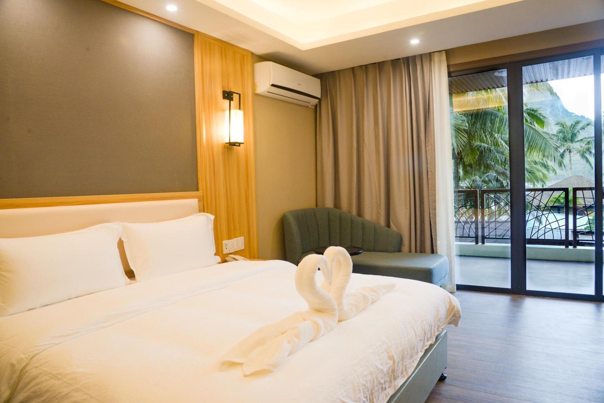 Standard King Room
