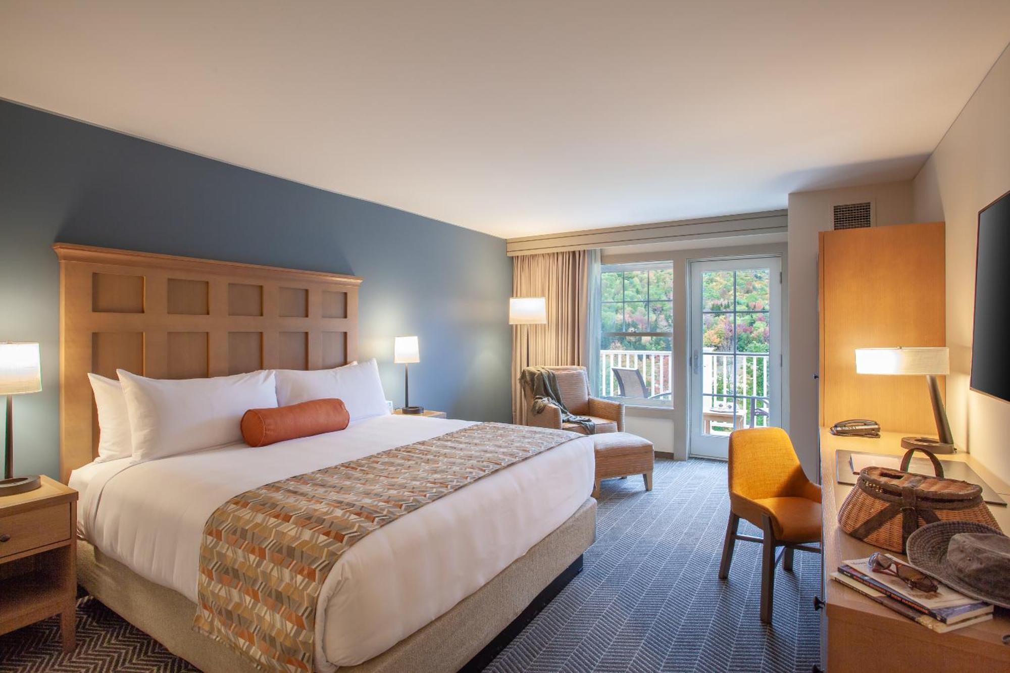 King Room with Balcony