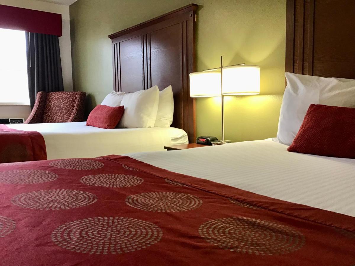 Queen Room with Two Queen Beds Non-Smoking