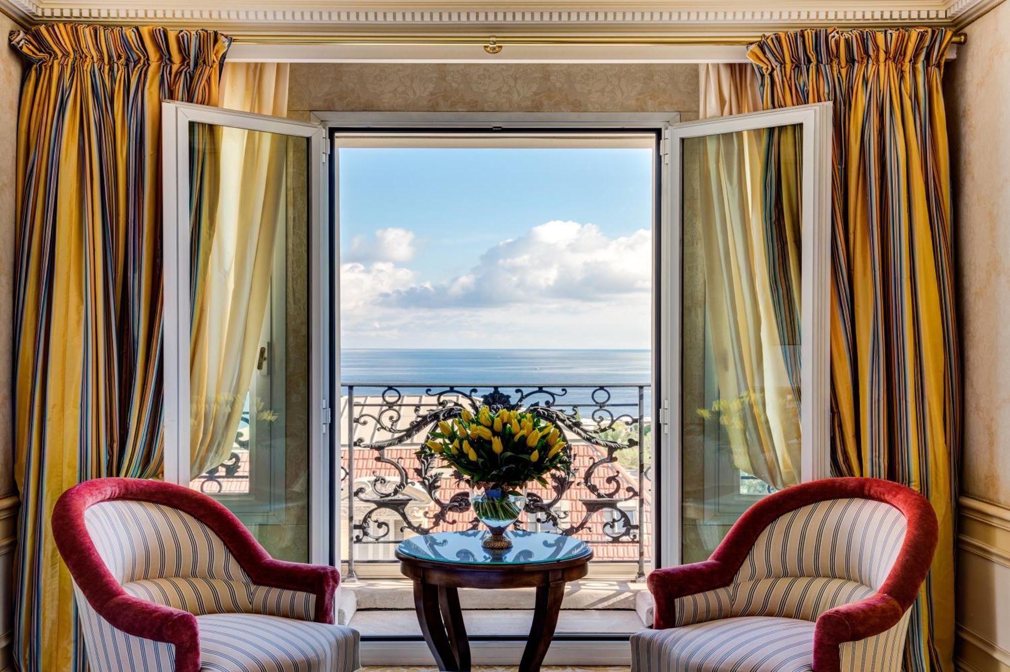 Deluxe Suite with Sea View