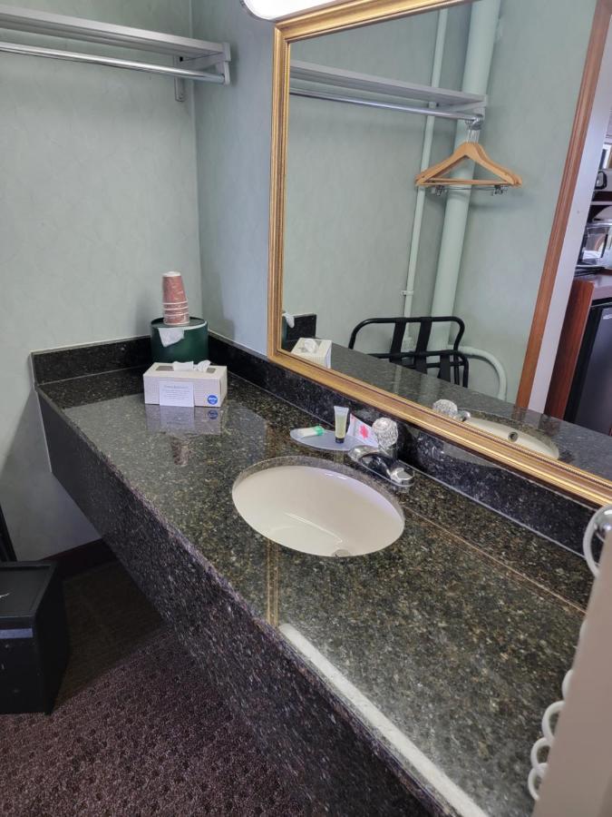 Standard Double Room with Two Double Beds,1238680087:JPEG