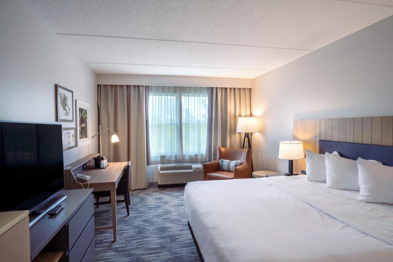 King Room with Whirlpool