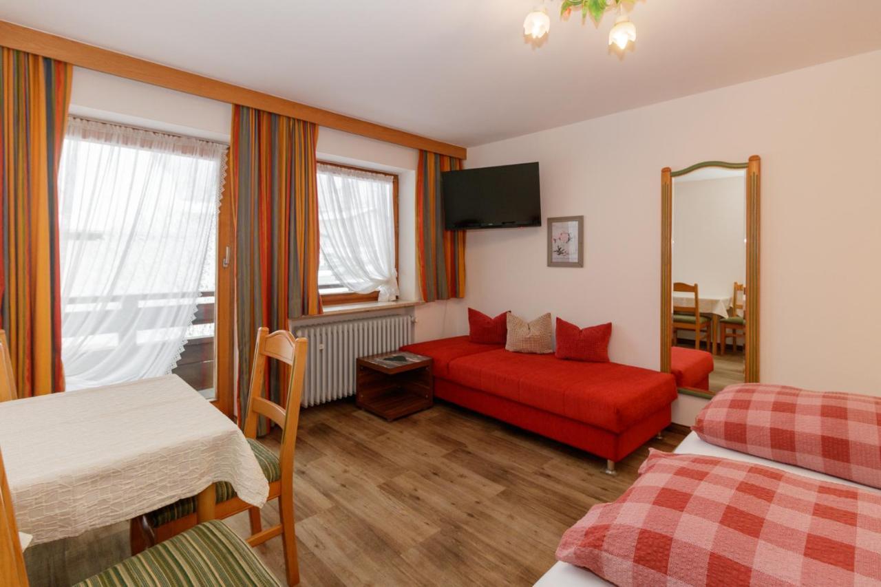 Deluxe Double Room with Shower