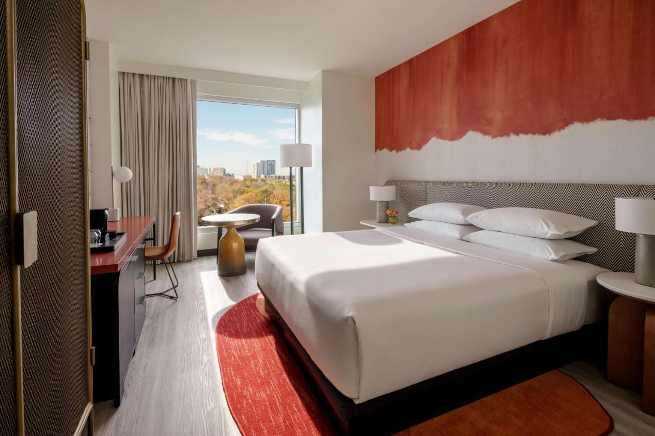 King Room with City View - High Floor,1207099363:JPEG