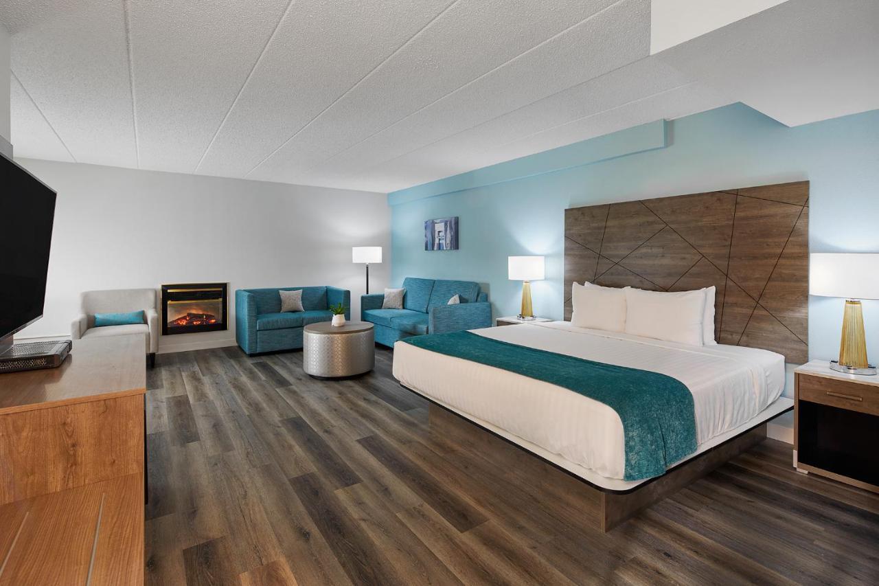 One King Bed w/ Fireplace, Non-smoking