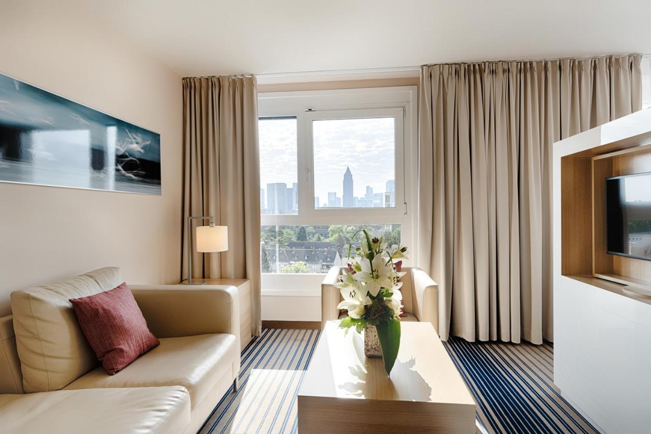Twin Junior Suite with Sofa Bed and Bath Tub