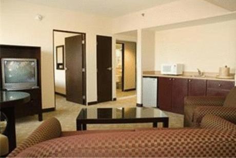 Queen Suite