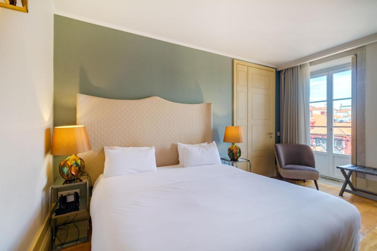 Deluxe Double Room with City View