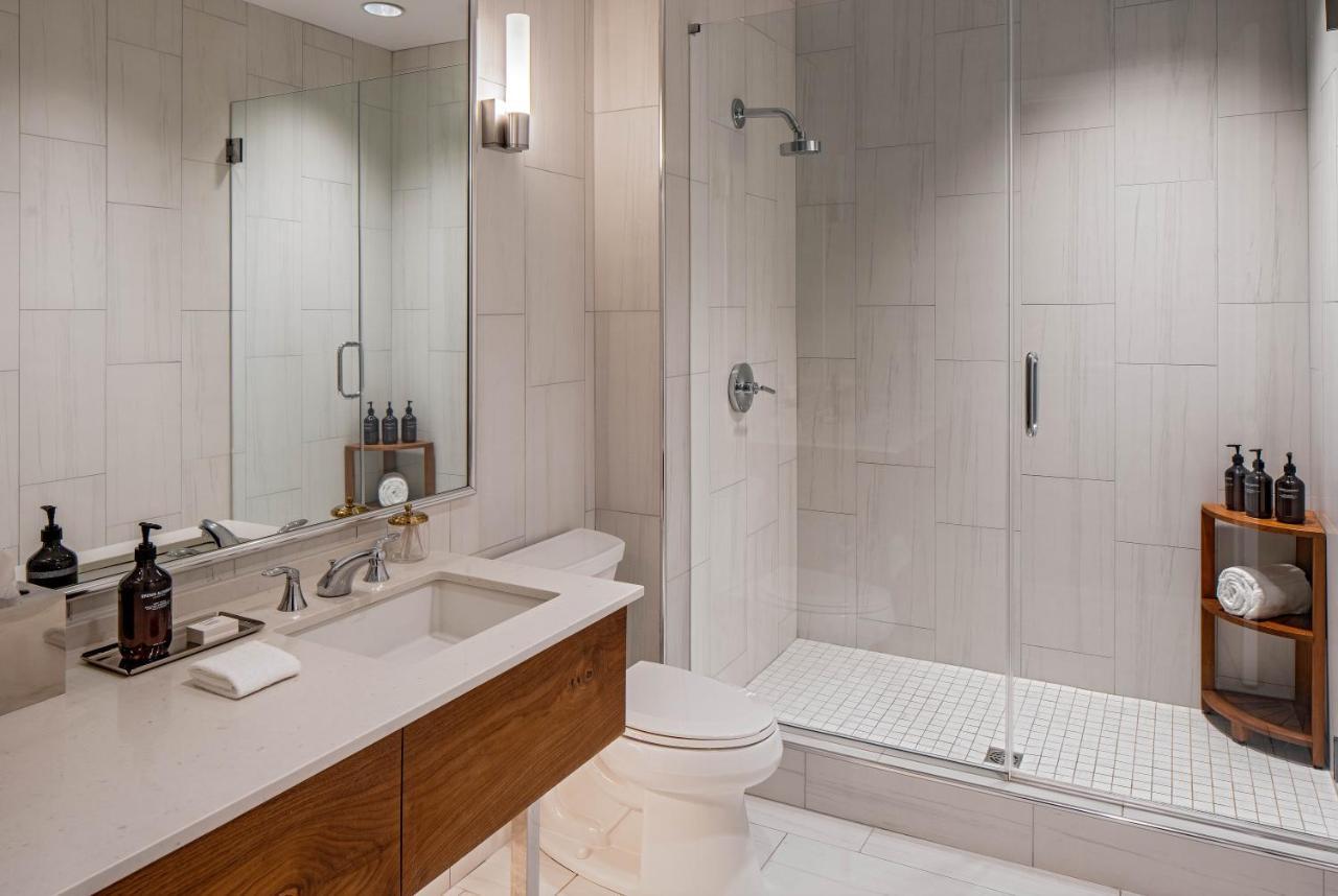 Studio Queen Queen Annex Building,1260378223:JPEG