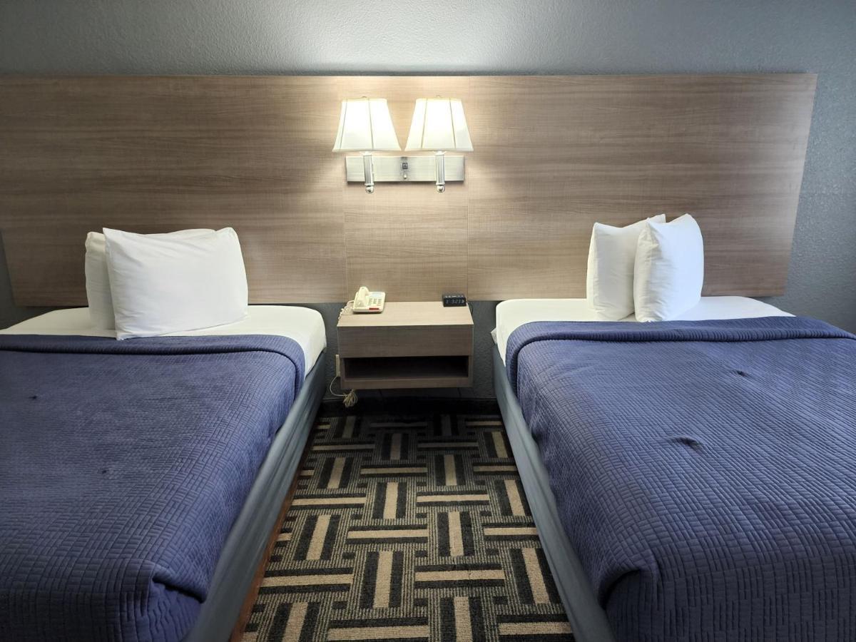 Deluxe Queen Room,1272226579:JPEG