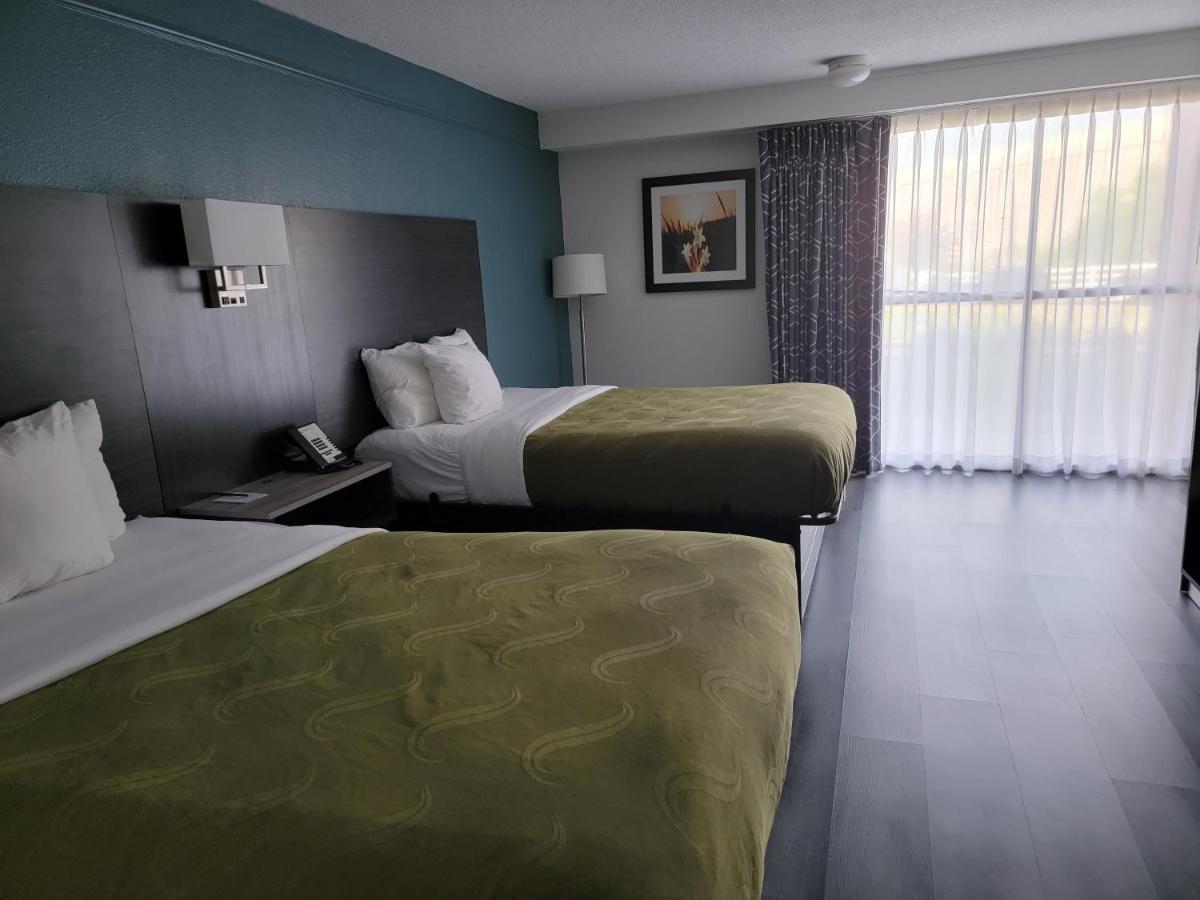 Double Room with Two Double Beds - Non-Smoking