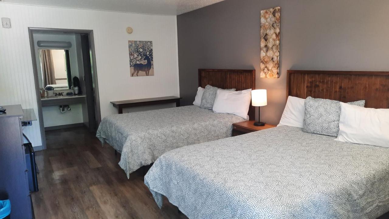 Budget Double Room,1556686720:JPEG