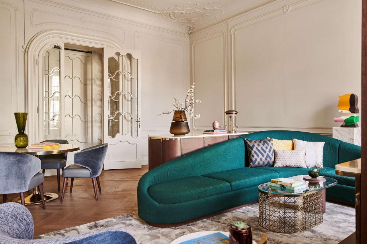 Wintergarden Equilibrium Suite