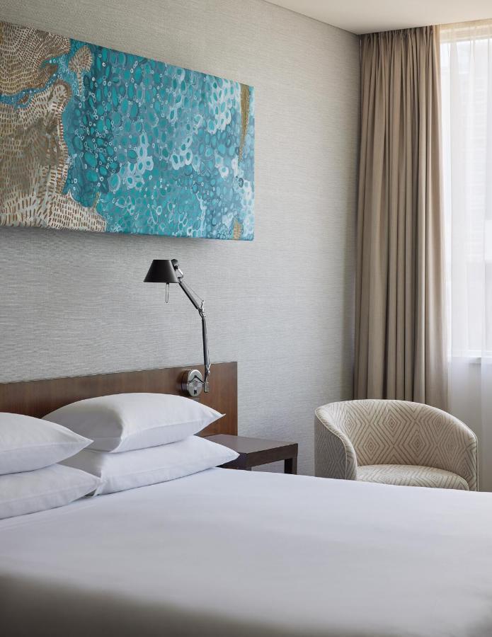 1 King Bed with City View